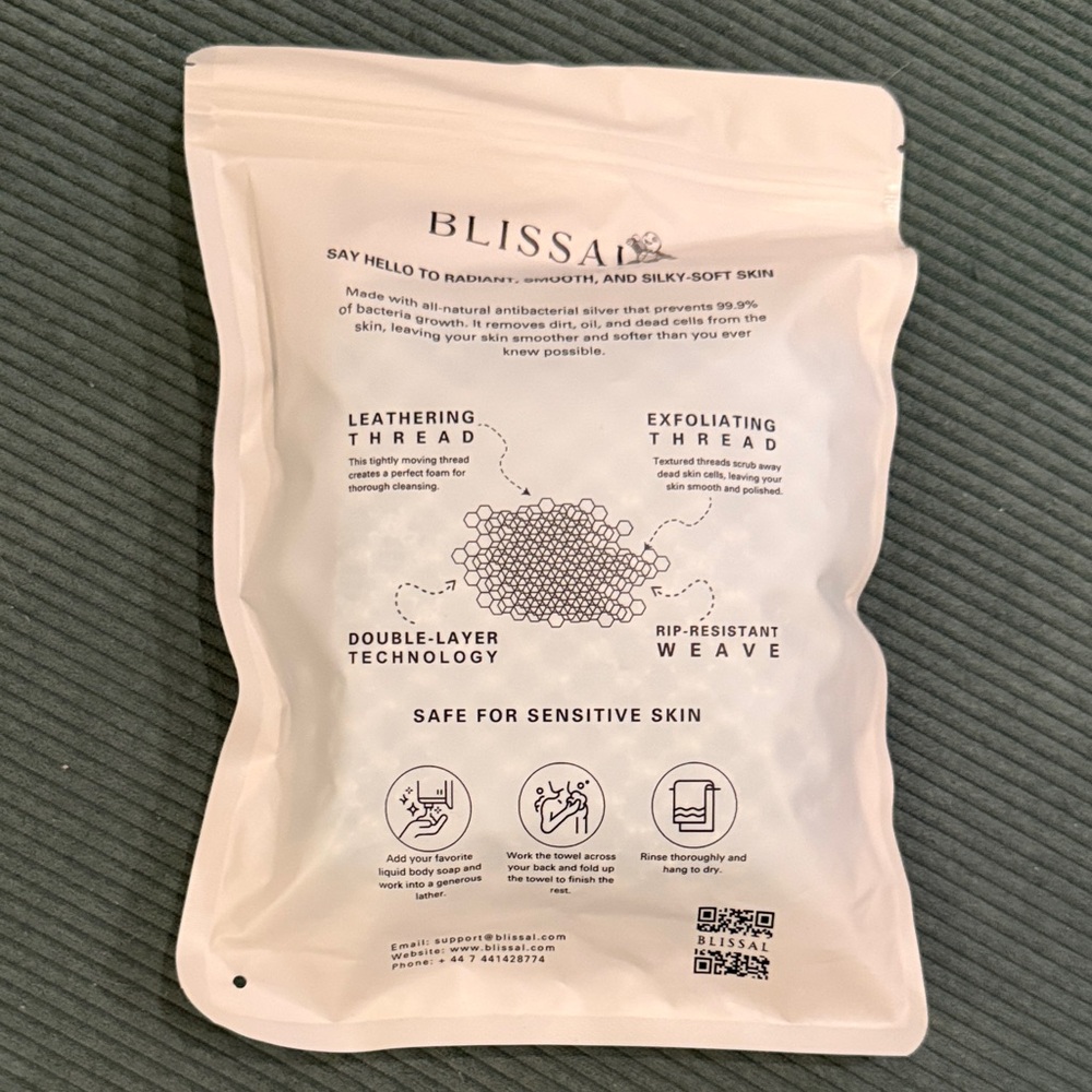 Blissal Exfoliating Shower Towel new in - Picture 2 of 3